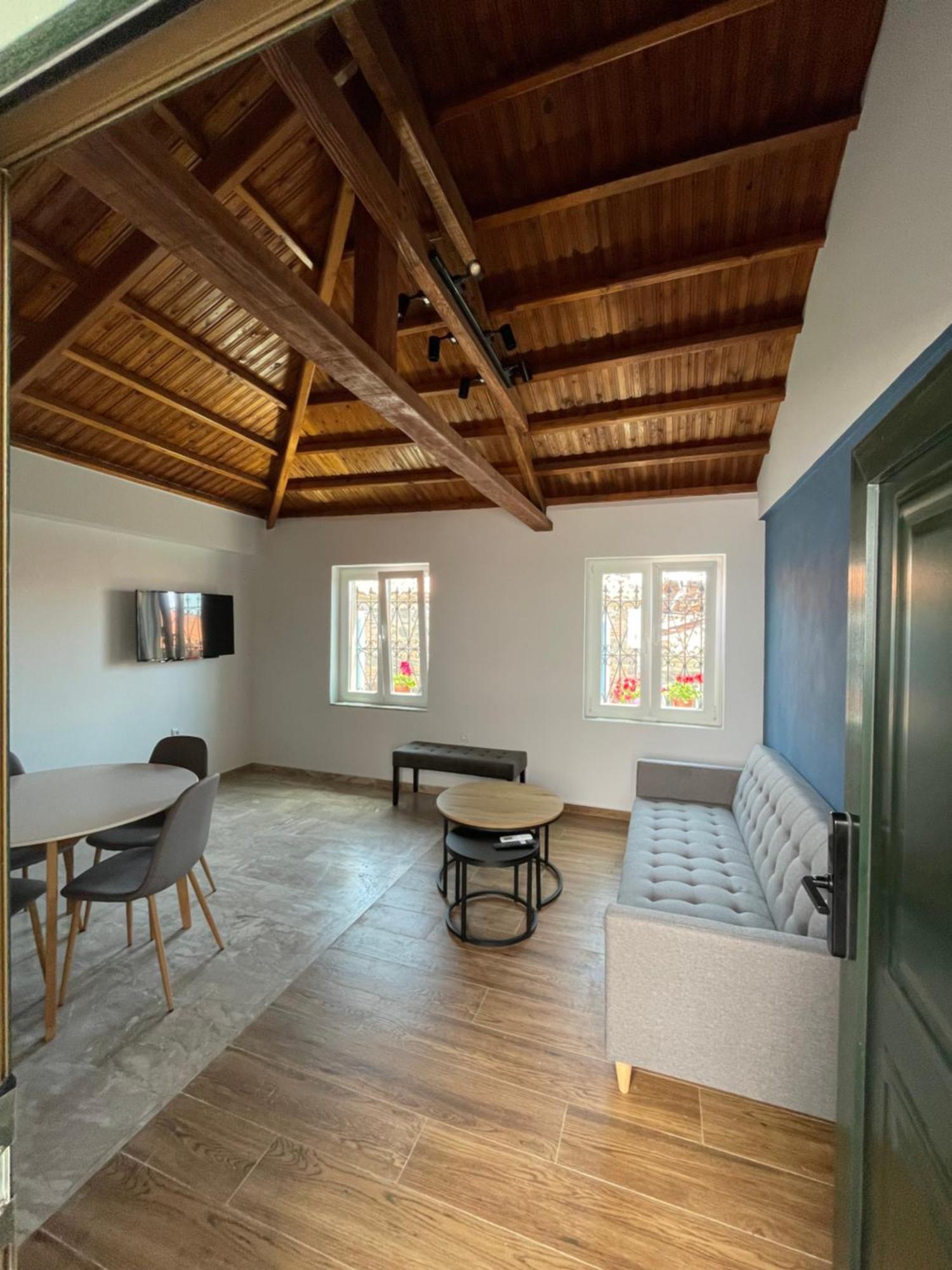 Q Apartments Molyvos Митимна Экстерьер фото